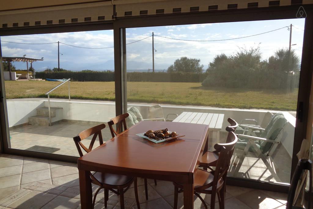Villa Marvelous House By The Sea Limni Vouliagmenis Exterior foto