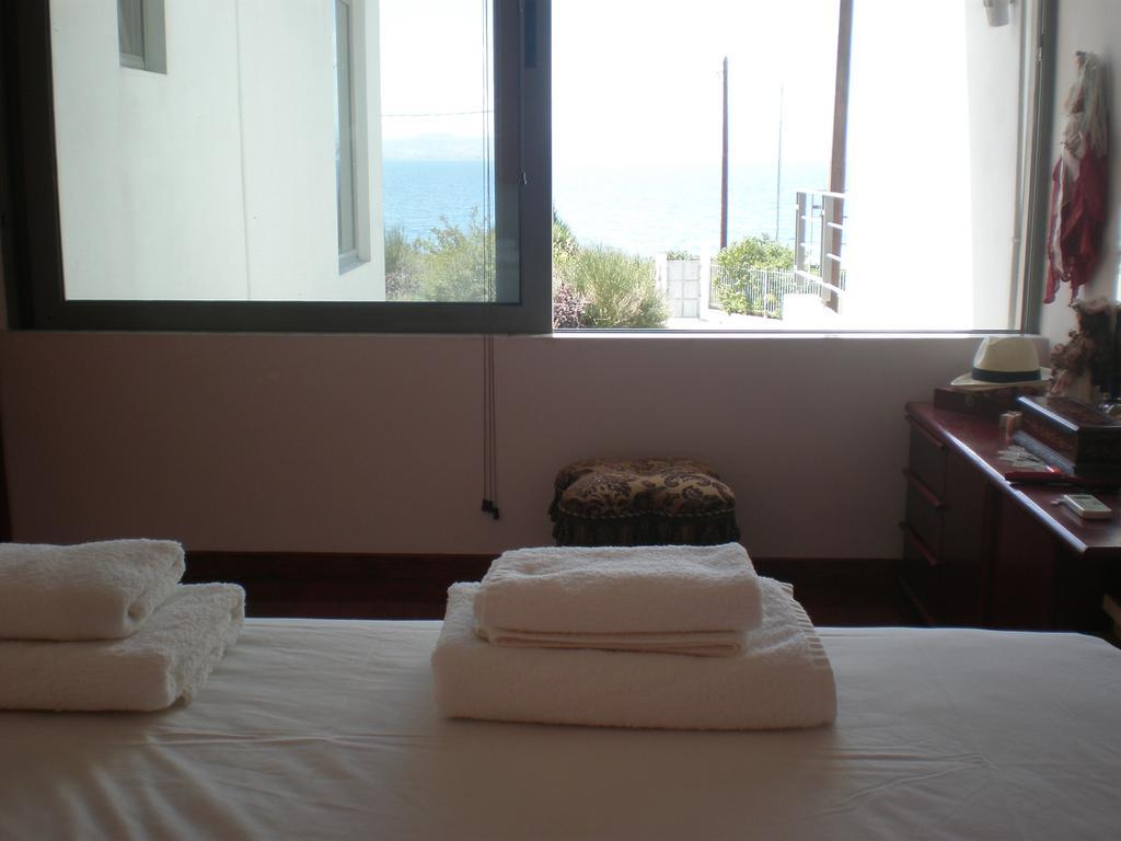 Villa Marvelous House By The Sea Limni Vouliagmenis Exterior foto